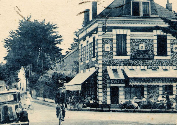 Ancienne photo de l'établissement café Le Centre à St Nazaire