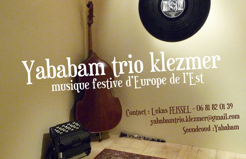 Musique festive d'Europe de l'est avec Yababam au café Le Centre a Saint-Nazaire
