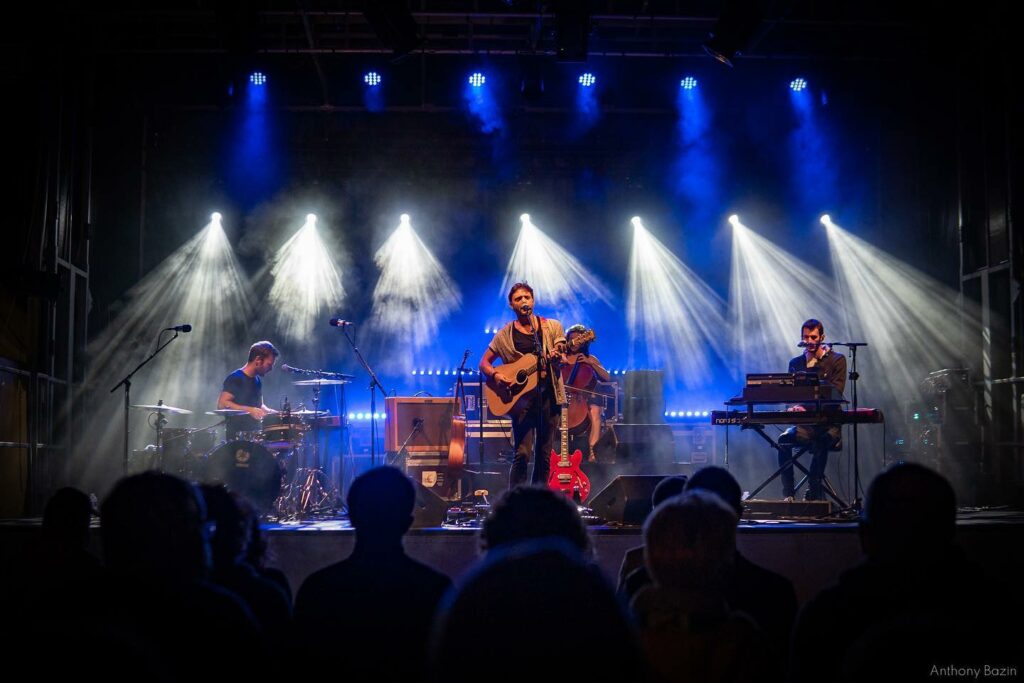 Le groupe 'Beryce' en concert au café-concert Le Centre à Saint-Nazaire.